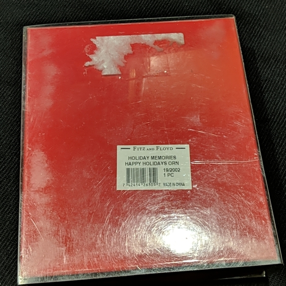 🎅 Santa Ornament - Picture 8 of 8